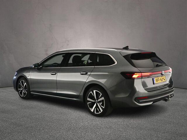 Volkswagen PASSAT Variant Business 1.5 TSI eHybrid 204pk DSG Automaat Trekhaak, Adaptive cruise control, Navigatie, Achteruitrijcamera, LED koplampen, App connect