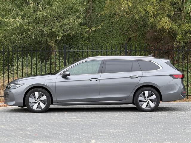 Volkswagen PASSAT Variant 1.5 eHybrid Business | Trekhaak | HUD | Camera