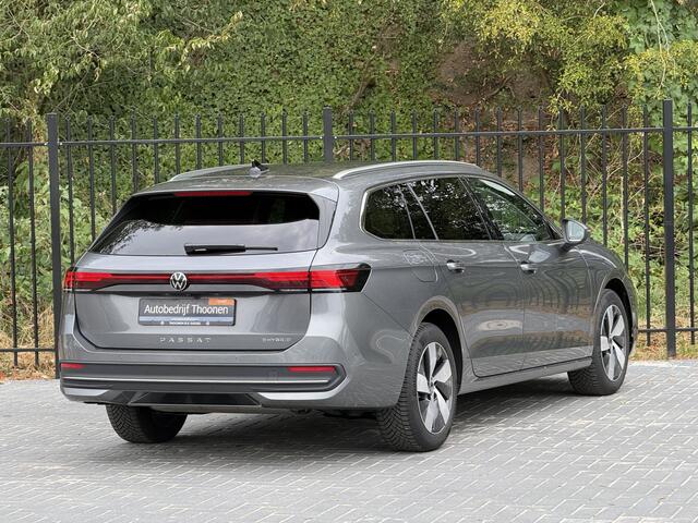 Volkswagen PASSAT Variant 1.5 eHybrid Business | Trekhaak | HUD | Camera