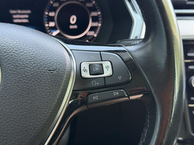 Volkswagen PASSAT Variant BWJ 2017 | 1.8TSI 180PK BNS Edition R AUTOMAAT | AGR | DYN AUDIO | VIRT. COCKPIT | LEDER/ALCANTARA | CAMERA A | NAVI | CLIMA | STOELVERW |