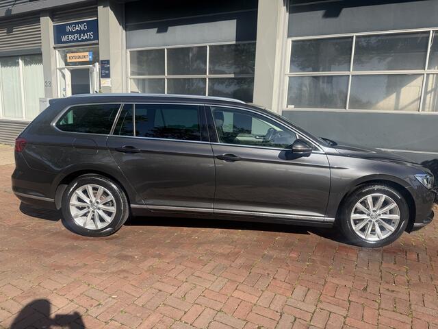 Volkswagen PASSAT Variant 1.5 TSI Highline Business R Bj 2019 Km 81.000 Nap 2e eigenaar Vol optie !!