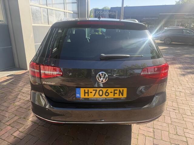 Volkswagen PASSAT Variant 1.5 TSI Highline Business R Bj 2019 Km 81.000 Nap 2e eigenaar Vol optie !!
