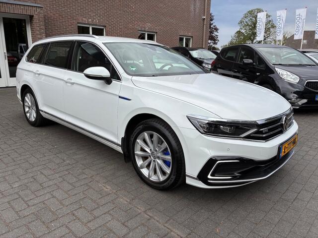 Volkswagen PASSAT 1.4 TSI PHEV GTE BNS