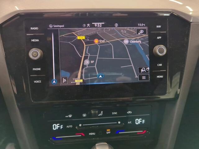 Volkswagen PASSAT VARIANT 1.5 TSI BUSINESS I AUTOMAAT I NAVIGATIE I P-CAMERA I ADAPTIVE CRUISE CONTROL