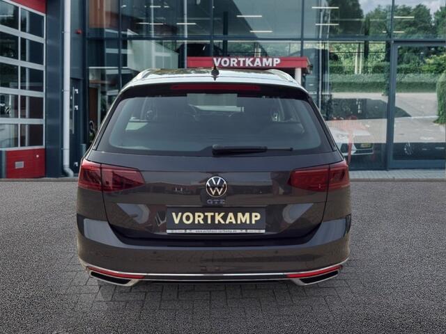 Volkswagen PASSAT 1.4 TSI GTE TREKHAAK/CAMERA/ELEK-KLEP/ACC/DIG-DASH/STOELVERW