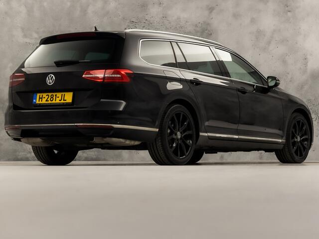 Volkswagen PASSAT Variant 1.4 TSI ACT Highline R 150Pk Automaat (VIRTUAL COCKPIT, APPLE CARPLAY, BLACK PACK, CAMERA, STOELVERWARMING, LEDER/ALCANTARA, GETINT GLAS, KEYLESS, ADAPTIVE CRUISE, NIEUWSTAAT)
