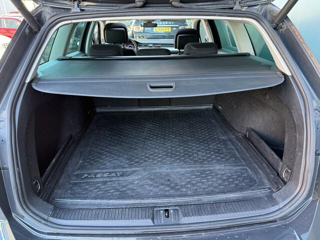Volkswagen PASSAT Variant BWJ 2021 1.5 150 PK TSI Business AUTOMAAT | TREKHAAK | PANO | FULL LED | ELEKTR. ACHTERKLEP | ADAPTIVE CRUISE | STOELVERW. | CAMERA | CARPLAY + ANDROID | NAVI | CLIMA | LMV | PDC