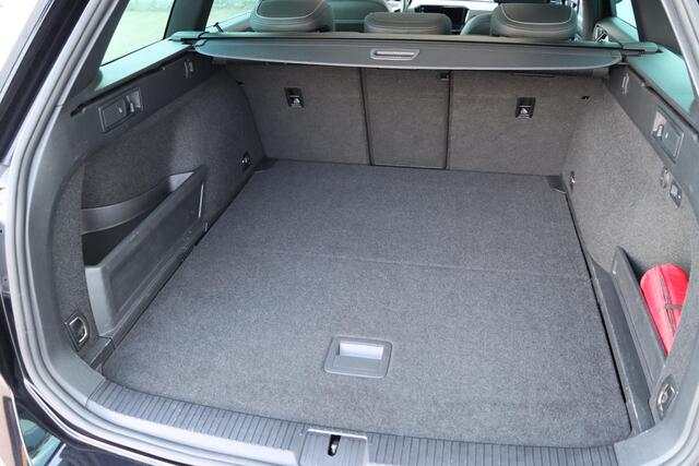 Volkswagen PASSAT Variant 1.4 TSI PHEV GTE Business 217pk DSG6