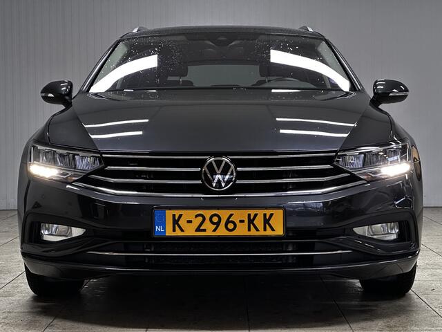 Volkswagen PASSAT Variant 1.5 TSI Business/ Trekhaak/ Virtual Dashb./ 150pk!/ LED Koplampen/ Keyless/ Lane-Assist./ Apple + Android/ Camera/ Extra getint glas/ Elek. Kofferklep/ Adaptive Cruise/ DAB+/ PDC V+A/ Dakrails.