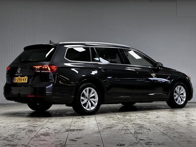 Volkswagen PASSAT Variant 1.5 TSI Business/ Trekhaak/ Virtual Dashb./ 150pk!/ LED Koplampen/ Keyless/ Lane-Assist./ Apple + Android/ Camera/ Extra getint glas/ Elek. Kofferklep/ Adaptive Cruise/ DAB+/ PDC V+A/ Dakrails.
