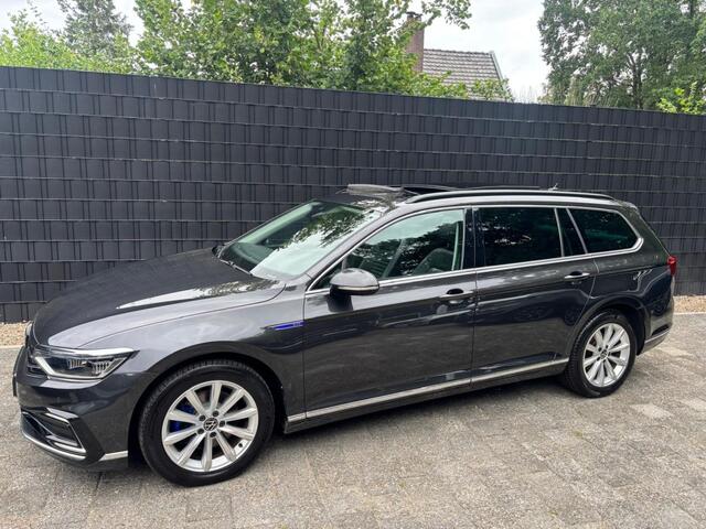 Volkswagen PASSAT 1.4 TSI PHEV GTE BNS**LEER/PANO/MASSAGE/CARPLAY/IQLIGHT**