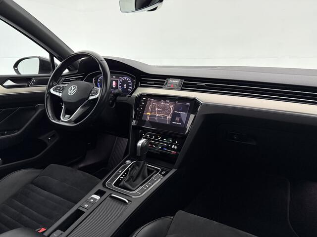 Volkswagen PASSAT 1.5 TSI R-Line | Virtual | Camera | IQ Light | Carplay | Cruise | LED | Navi | Parkeersens.