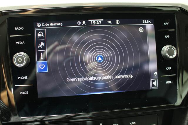 Volkswagen PASSAT Variant 1.5 TSI DSG Business | Navigatie | PDC + Camera | App Connect