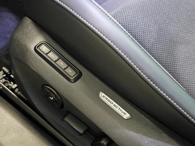 Volkswagen PASSAT Variant 1.5 eHybrid Business | 360 Camera | Stoelventilatie & Massage | Trekhaak | 19 inch velgen | Head-up display |