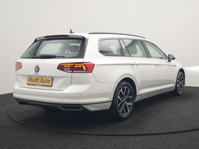 Volkswagen PASSAT Variant 1.4 TSI GTE Business PHEV 218pk Dealer O.H. | Adaptive Cruise | Camera | Voorstoelen Verwarmd | Apple Carplay | Navigatie | DAB | Park Assist | Draadloze Telefoonlader | IQ Drive | Plug In Hybrid |