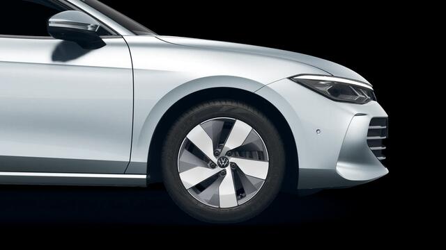 Volkswagen PASSAT Variant 1.5 eHybrid Business | Trekhaak | DCC | A.cam | ACC |