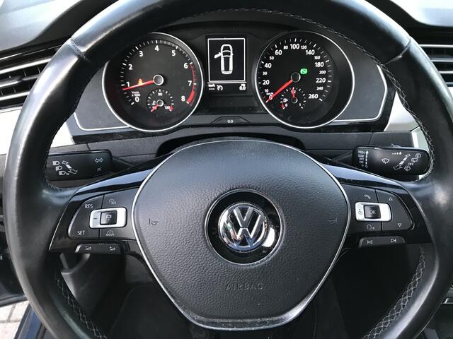 Volkswagen PASSAT Variant 1.4 TSI Comfortline Business