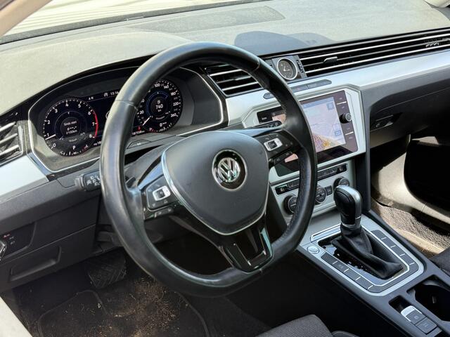 Volkswagen PASSAT Variant 1.4 TSI ACT Highline Business | Nieuw Binnen | Navigatie | Virtual Dash | Climate Control | Stoel Ver.W |