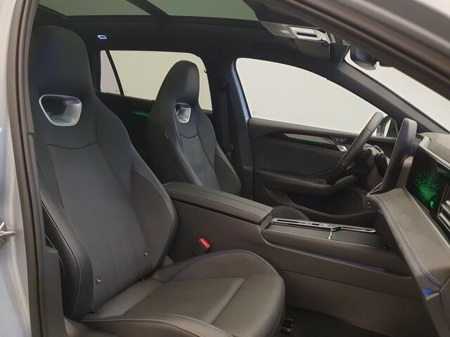 Volkswagen PASSAT Variant 1.5 eHybrid 272pk DSG/AUT R-Line Edition Wegklapbare trekhaak, Panoramadak, 360 Camera