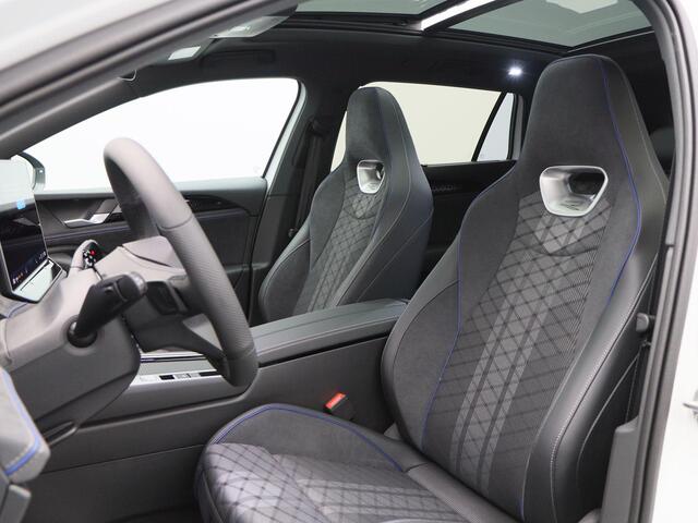 Volkswagen PASSAT Variant 1.5 eHybrid 272 Pk R-Line | Black Style | Stoel/Stuurverwarming | Panoramadak | 360 Camera | Head Up | Memory | Trekhaak | 19 Inch | 155 Km !!