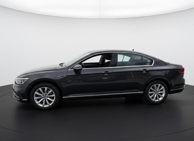 Volkswagen PASSAT GTE 218PK DSG HYBRID BUSINESS SPORT IQ-LED/NAVI/CAMERA/TREKHAAK