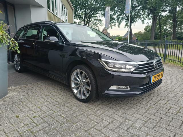 Volkswagen PASSAT Variant 1.5 TSI Comfortline Business | Trekhaak | Adaptieve cruise control | Led | NAP |