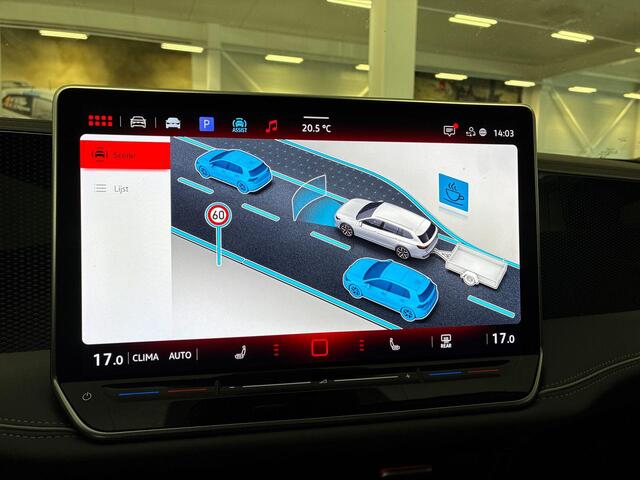Volkswagen PASSAT Variant 1.5 eTSI 150pk DSG Elegance Business · Camera · Wegklapbare Trekhaak · Apple/Android Car Play · Dodehoeksensoren · P-Sensoren · 17'' Inch · Garantie t/m 18-06-2028 of 100.000
