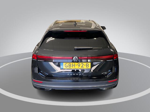 Volkswagen PASSAT Variant 1.5 eTSI 150pk DSG Business · Camera · Stuur- & Stoelverwarming · Apple/Android Car Play · Massagefunctie Voorstoelen · Garantie t/m 11-06-2028 of 100.000km