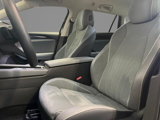 Volkswagen PASSAT Variant 1.5 eTSI 150pk DSG Business · Camera · Stuur- & Stoelverwarming · Apple/Android Car Play · Massagefunctie Voorstoelen · Garantie t/m 11-06-2028 of 100.000km