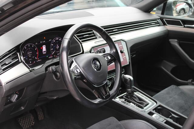 Volkswagen PASSAT Variant 1.4 TSI Highline Business R