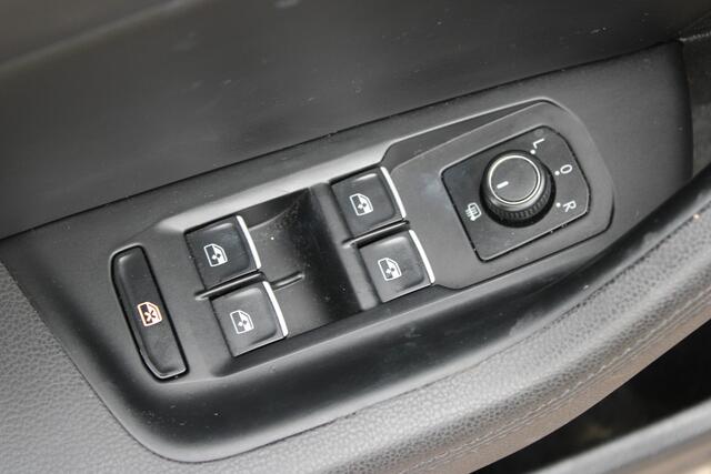 Volkswagen PASSAT Variant 1.4 TSI Highline Business R