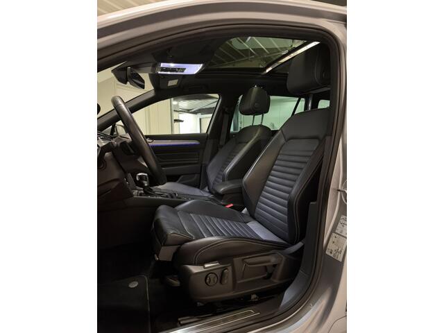 Volkswagen PASSAT Variant GTE | Panorama | Trekhaak | Leder | Ergoactive | IQ Lights |