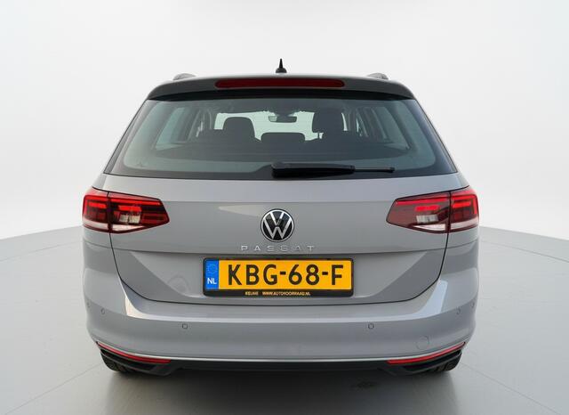 Volkswagen PASSAT Variant 1.5 TSI 150PK DSG BUSINESS CAMERA/NAVI/CARPLAY