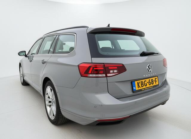 Volkswagen PASSAT Variant 1.5 TSI 150PK DSG BUSINESS CAMERA/NAVI/CARPLAY