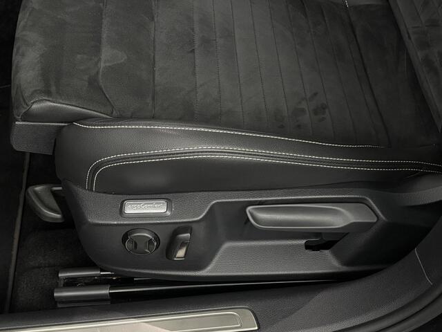 Volkswagen PASSAT Variant 1.5 TSI 150pk DSG R-Line Business | Panoramadak | Carplay/Android Auto | Camera |