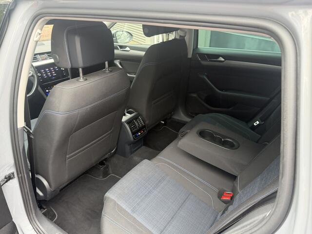 Volkswagen PASSAT 1.4 TSI GTE Highline Bj 2022 Km 103.000 Navi,Clima,Cruise,Electr.ramen 204pk Bj 2022