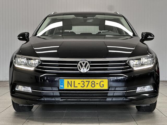 Volkswagen PASSAT Variant 1.4 TSI Connected Series/ Camera/ 16'' LMV/ DAB+/ LED koplampen/ Apple + Android/ Groot Navi/ Clima/ Cruise/ Elek. pakket/ Isofix/ Bluetooth/ Multi. LEDER. Stuur/ Mistl./ PDC V+A/ Chroom.