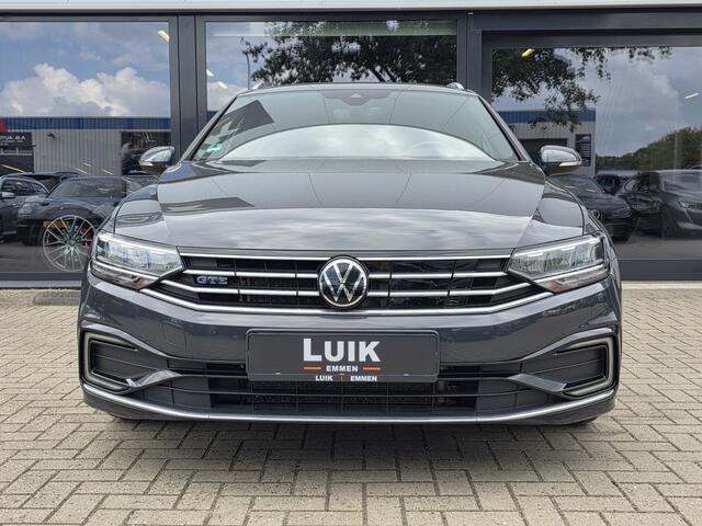 Volkswagen PASSAT Variant 1.4 TSI PHEV GTE Business + VIRTUAL COCK + MASSAGE + CAMERA + LED + TREKHAAK