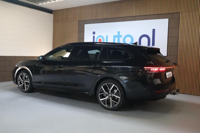 Volkswagen PASSAT Variant 1.5 eHybrid 272PK R-Line Black Style Leder/Pano/IQ.Light/360/Headup/HK/Navi Max/ACC/19"/Trekhaak wegkl.