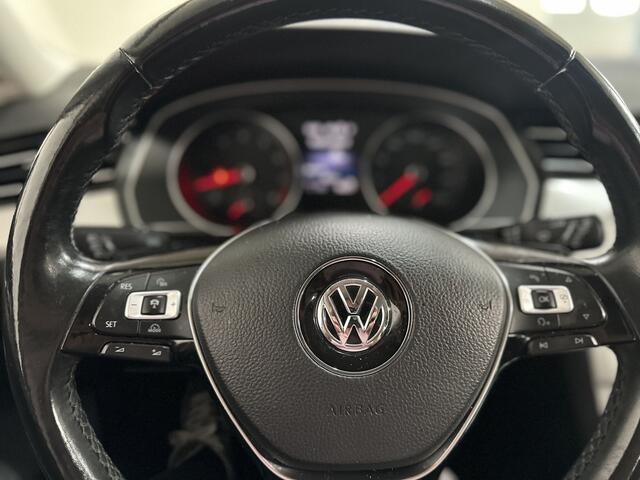 Volkswagen PASSAT Variant 1.4 TSI ACT Comfortline Business CLIMA // CRUISE // TREKHAAK // NAVI