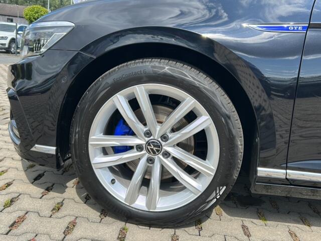 Volkswagen PASSAT 1.4 TSI GTE PANO-DAK/TREKHAAK/CAMERA/ELEK-KLEP/ACC/IQ/STOELVERW