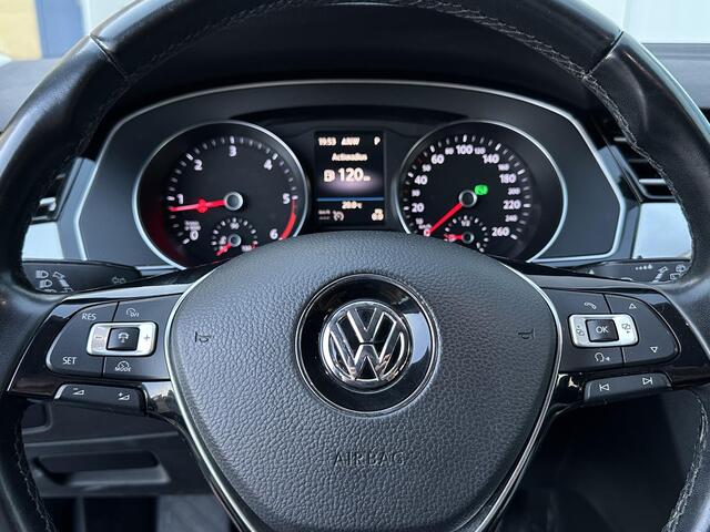Volkswagen PASSAT Variant 1.6 TDI Highline l ACC l Camera l Keyless l DSG l