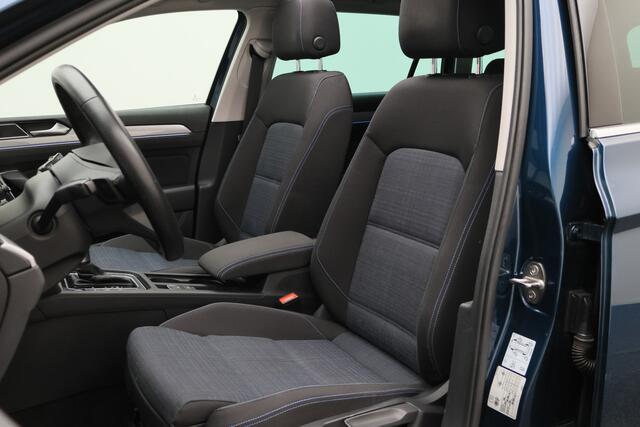 Volkswagen PASSAT Variant 1.4 TSI PHEV GTE Business Panoramadak, ACC, Apple Carplay, Trekhaak, Camera, Keyless