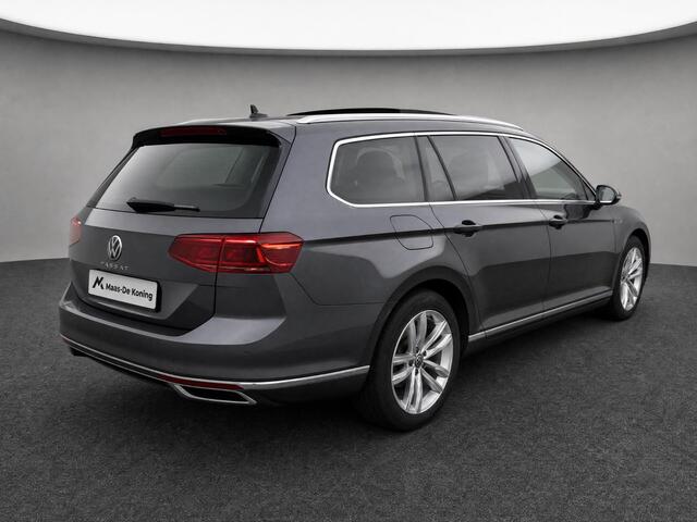 Volkswagen PASSAT Variant 1.4 TSI 218pk DSG PHEV GTE Business · Panoramadak · Camera · Apple/Android Car Play · Navigatie · Stoelverwarming · 18'' Inch ·
