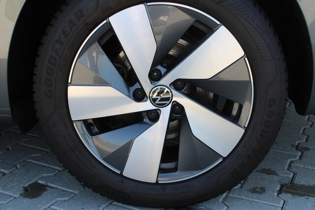 Volkswagen PASSAT Variant 1.5 eTSI 150 pk | Incl. 12 maanden garantie | Stoel/stuur verwarming | Achteruitrijcamera | Adaptive cruise controle | Dodehoekdetectie | Navigatie | Apple carplay/Android Auto | Climate controle | Lane assist | Keyless start |