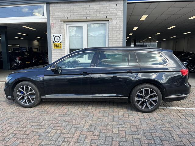 Volkswagen PASSAT Variant 1.4 TSI PHEV GTE Business / AUTOMAAT/ PANO/ TREKHAAK/ CRUISE/ NAVI/ APP-CONNECT/ 360 CAMERA/ CLIMATE/ STOELVERWARMING/ KEYLESS