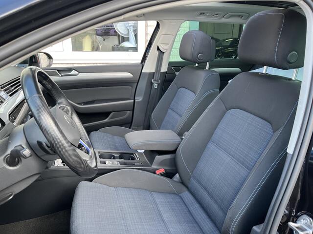 Volkswagen PASSAT Variant 1.4 TSI PHEV GTE Business / AUTOMAAT/ PANO/ TREKHAAK/ CRUISE/ NAVI/ APP-CONNECT/ 360 CAMERA/ CLIMATE/ STOELVERWARMING/ KEYLESS