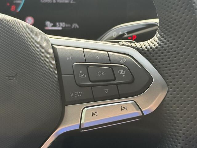 Volkswagen PASSAT Variant 1.5 eHybrid R-Line Edition 272PK l Trekhaak l Pano l HUD l 19Inch l 360 Camera l Massage