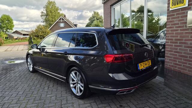 Volkswagen PASSAT Variant 1.5 TSI R-Line Bns+, Pano, Leder, Full option, NL!