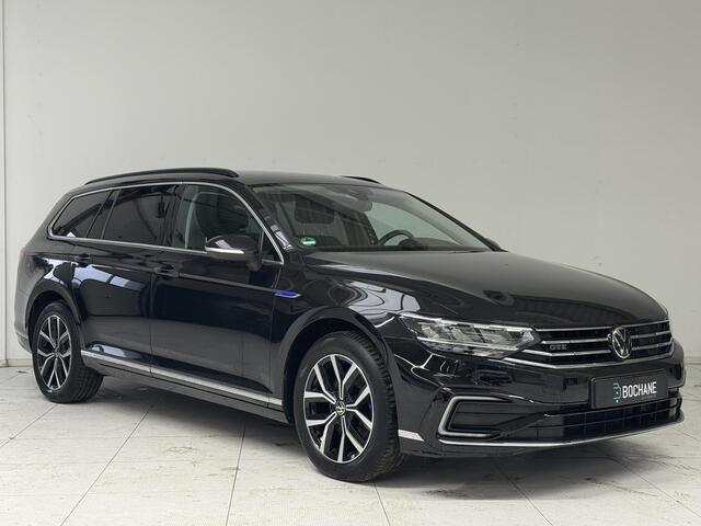 Volkswagen PASSAT Variant 1.4 TSI PHEV GTE Business | Navigatie | Camera | Stoelverwarming | Trekhaak | Adaptive Cruise Control |